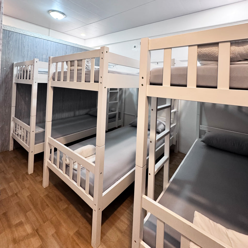 SUITE DORMITORY